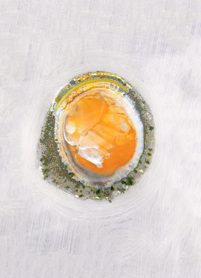 Egg, a single round salt lake in the Wheatbelt photographed from above by Scott Jon