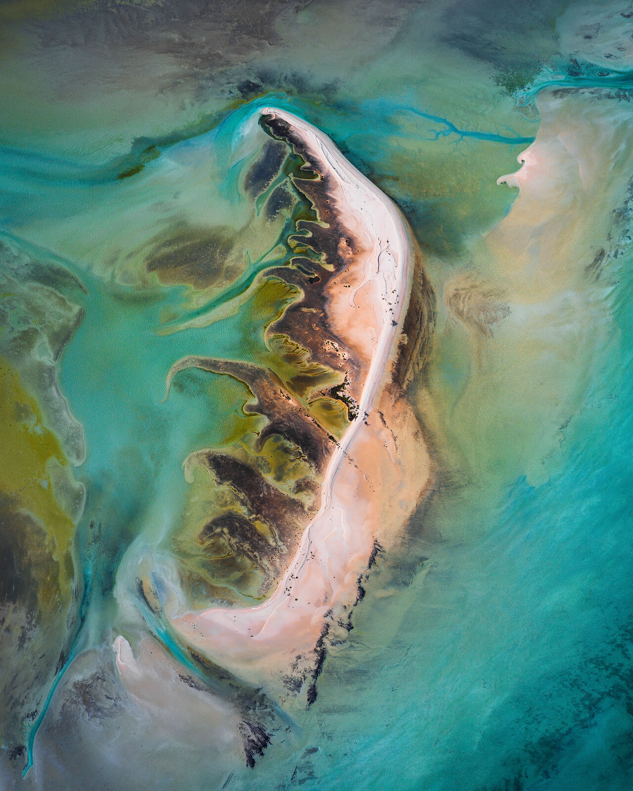 Island Home - Image 3